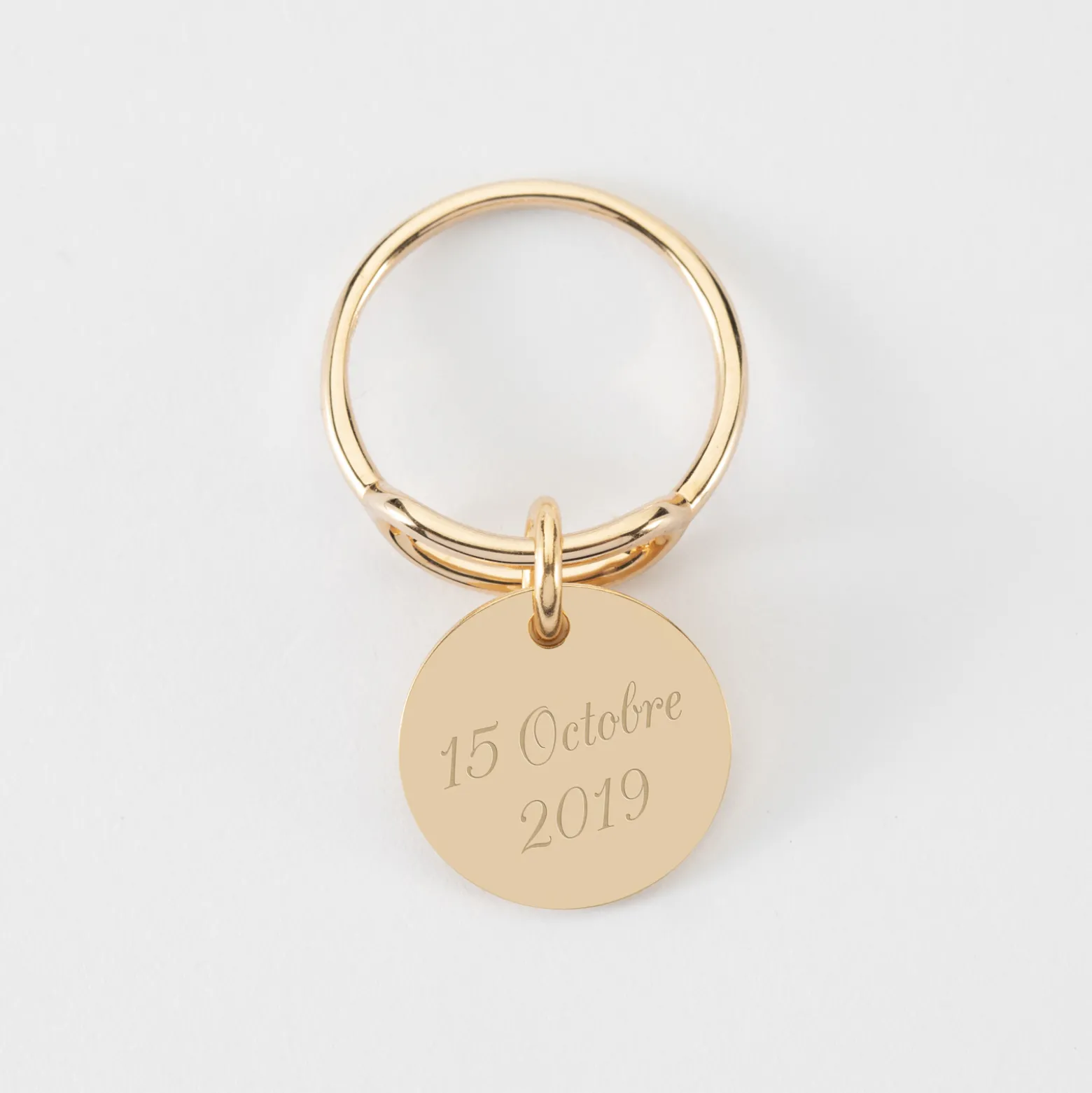 Bague Mariée ovale ouverte plaqué or personnalisée médaille gravée 15 mm