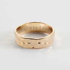 Bague martelée personnalisée plaqué or 5 mm