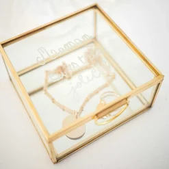 Boîte à bijoux personnalisée 10x10x5 cm verre gravé