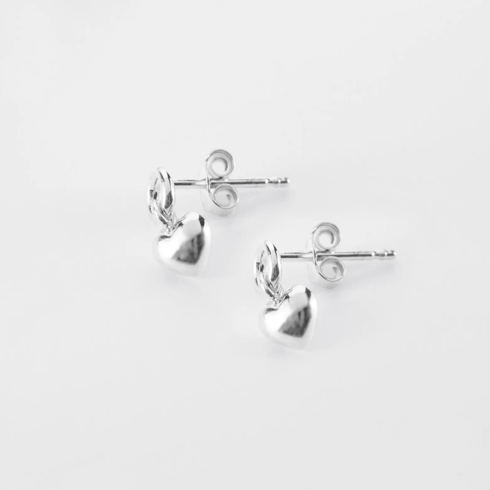 Boucles d'oreilles mini coeur bombé argent