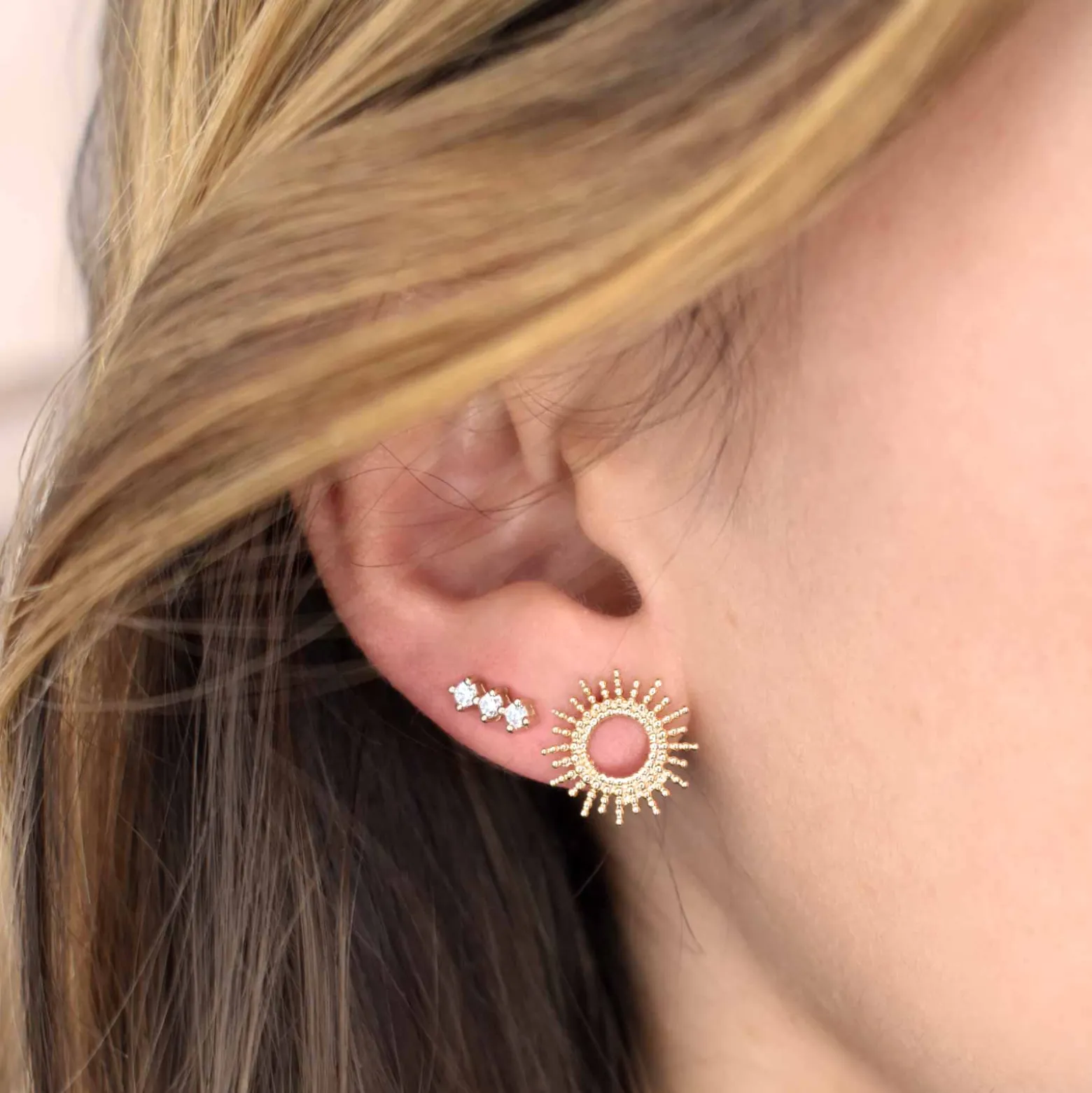 Boucles d'oreilles soleil ouvert plaqué or