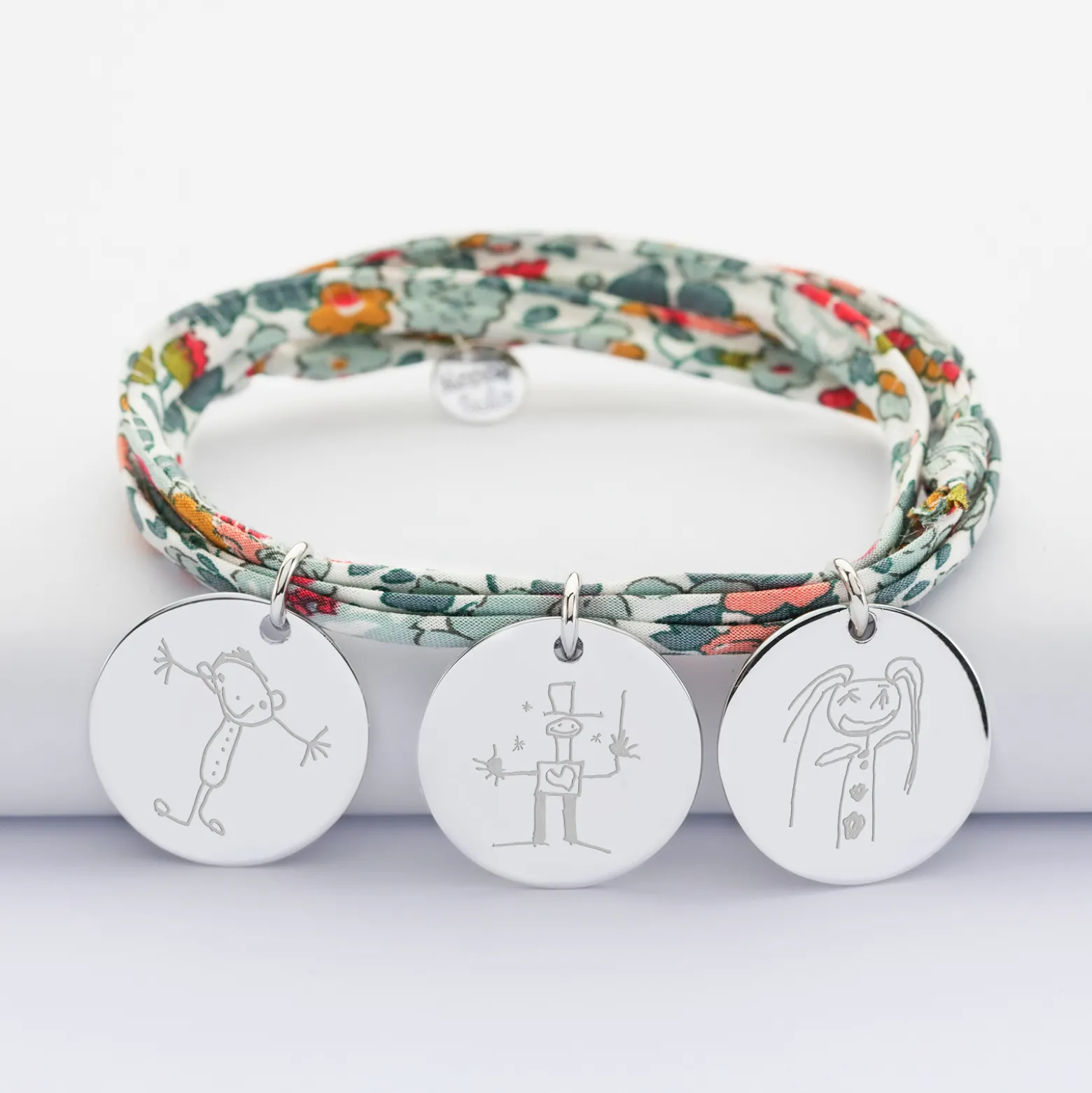 Bracelet 3 tours Liberty personnalisé 3 médailles gravées argent 19 mm