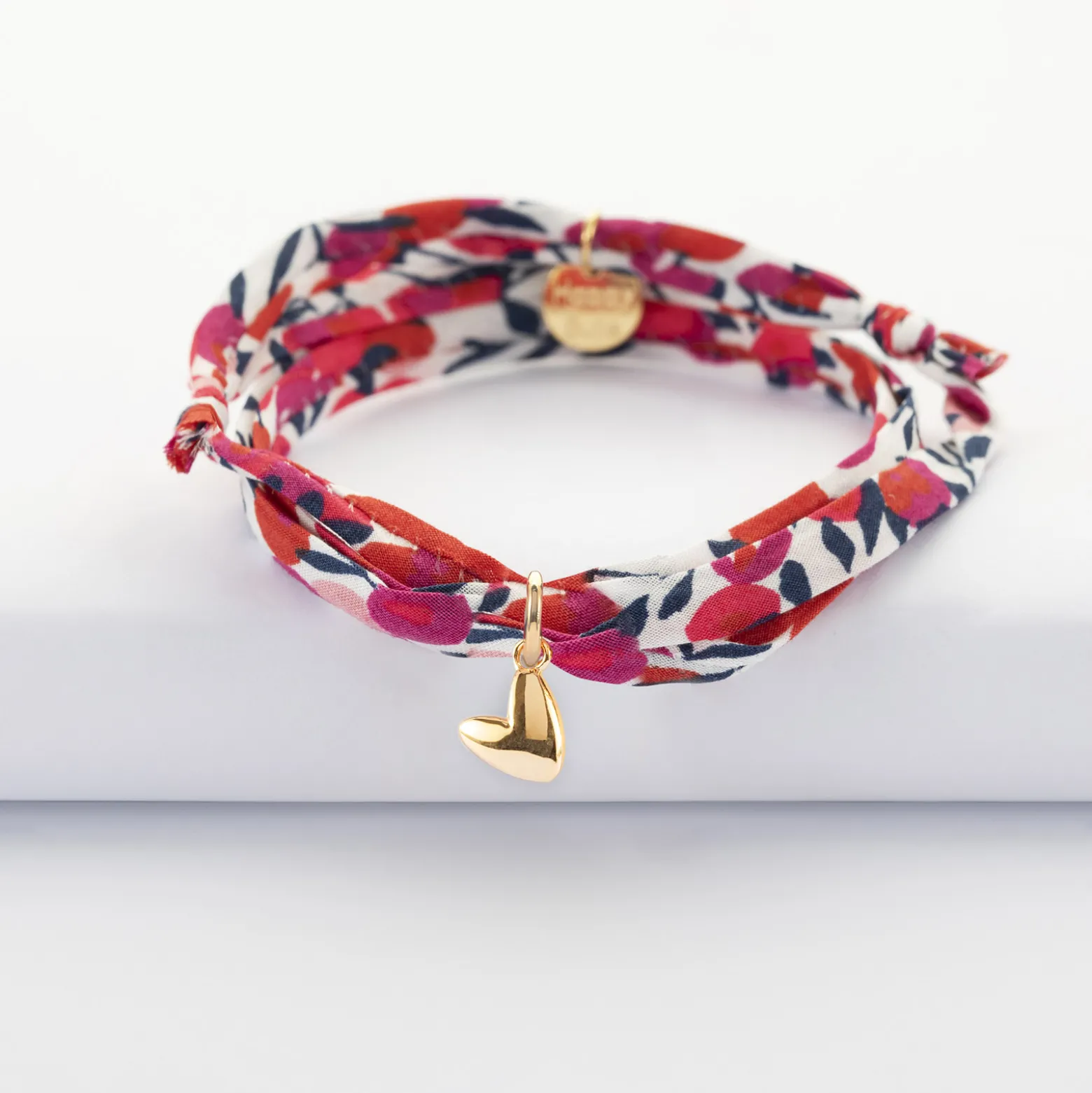 Bracelet 3 tours Liberty petit coeur bombé plaqué or 7 mm - HappyBulle x Atelier Wagram