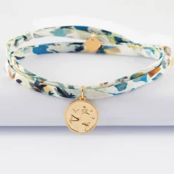 Bracelet 3 tours Liberty personnalisé médaille gravée plaqué or ange texturée 14 mm