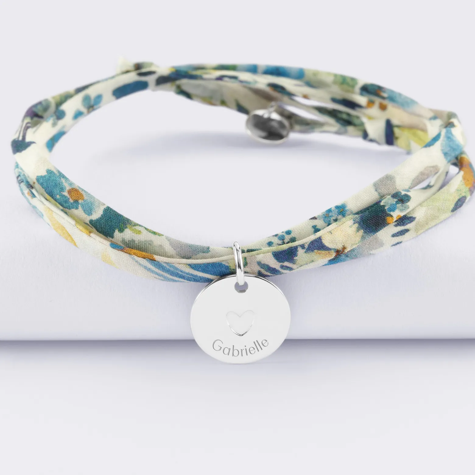 Bracelet 3 tours Liberty personnalisé médaille gravée argent coeur estampillé 15 mm - HappyBulle x Atelier Wagram