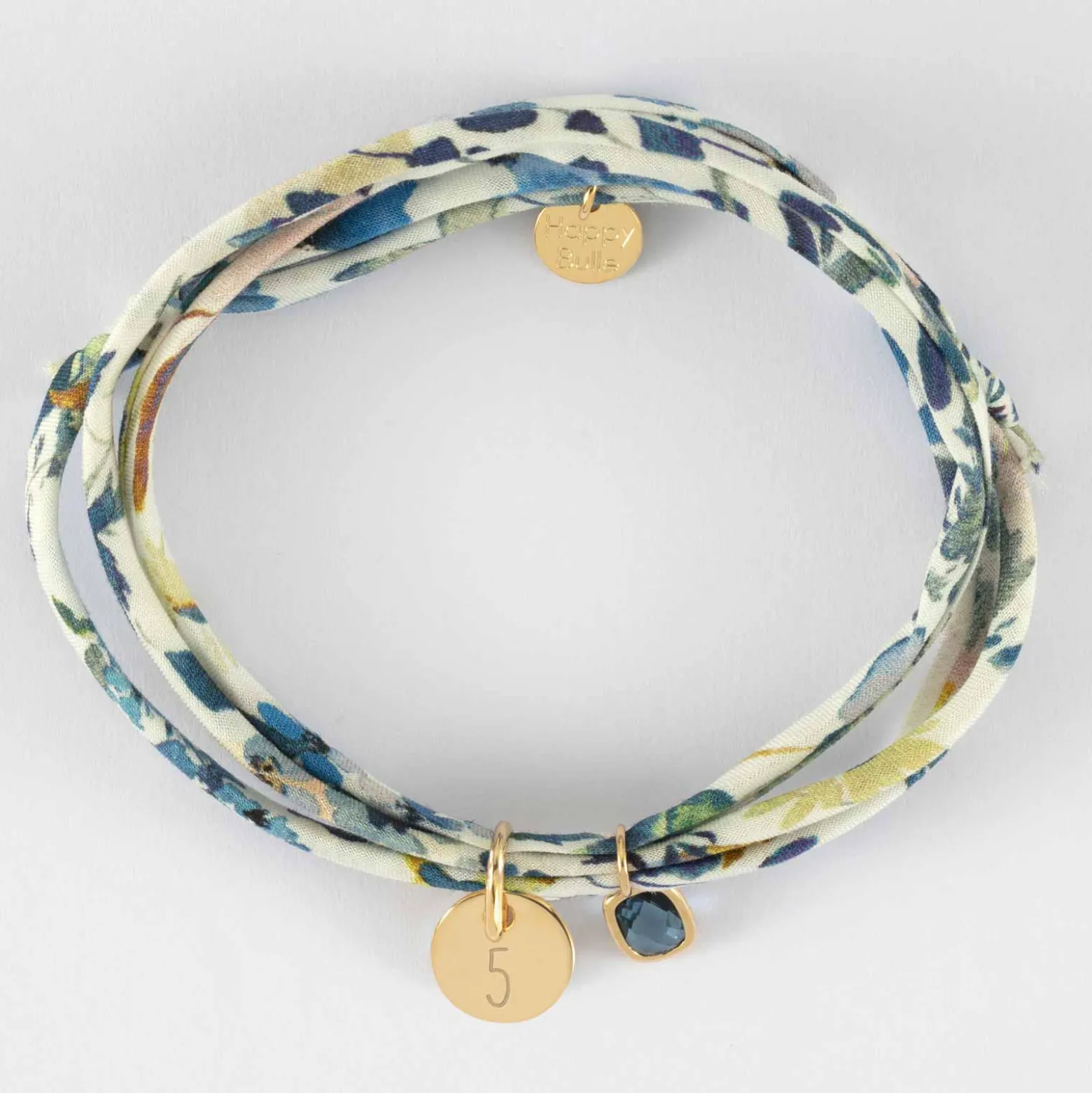 Bracelet 3 tours Liberty personnalisé médaille gravée plaqué or 10 mm et breloque rectangle zircon plaqué or 9 mm
