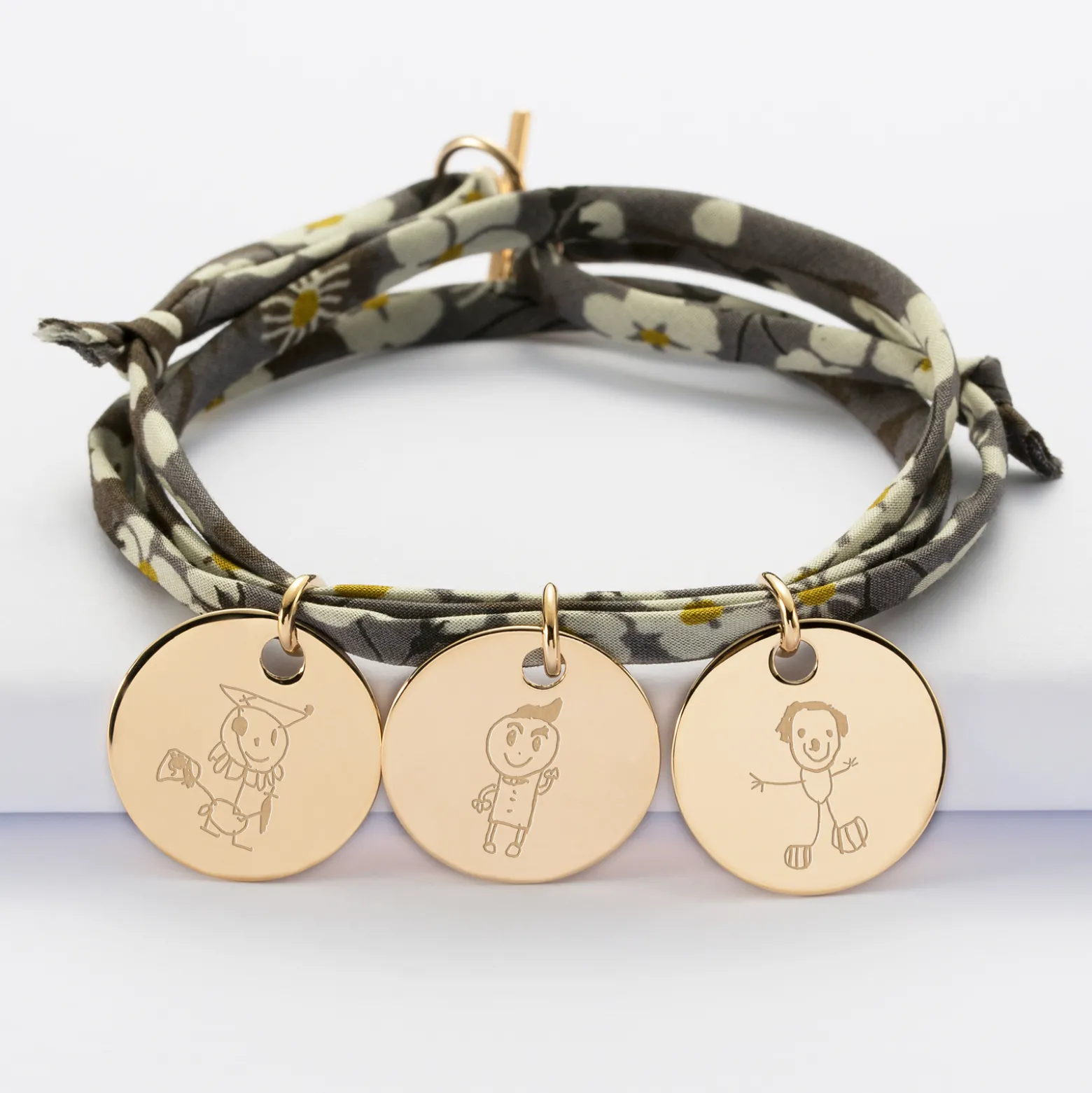 Bracelet 3 tours liberty personnalisé 3 médailles gravées plaqué or 19 mm
