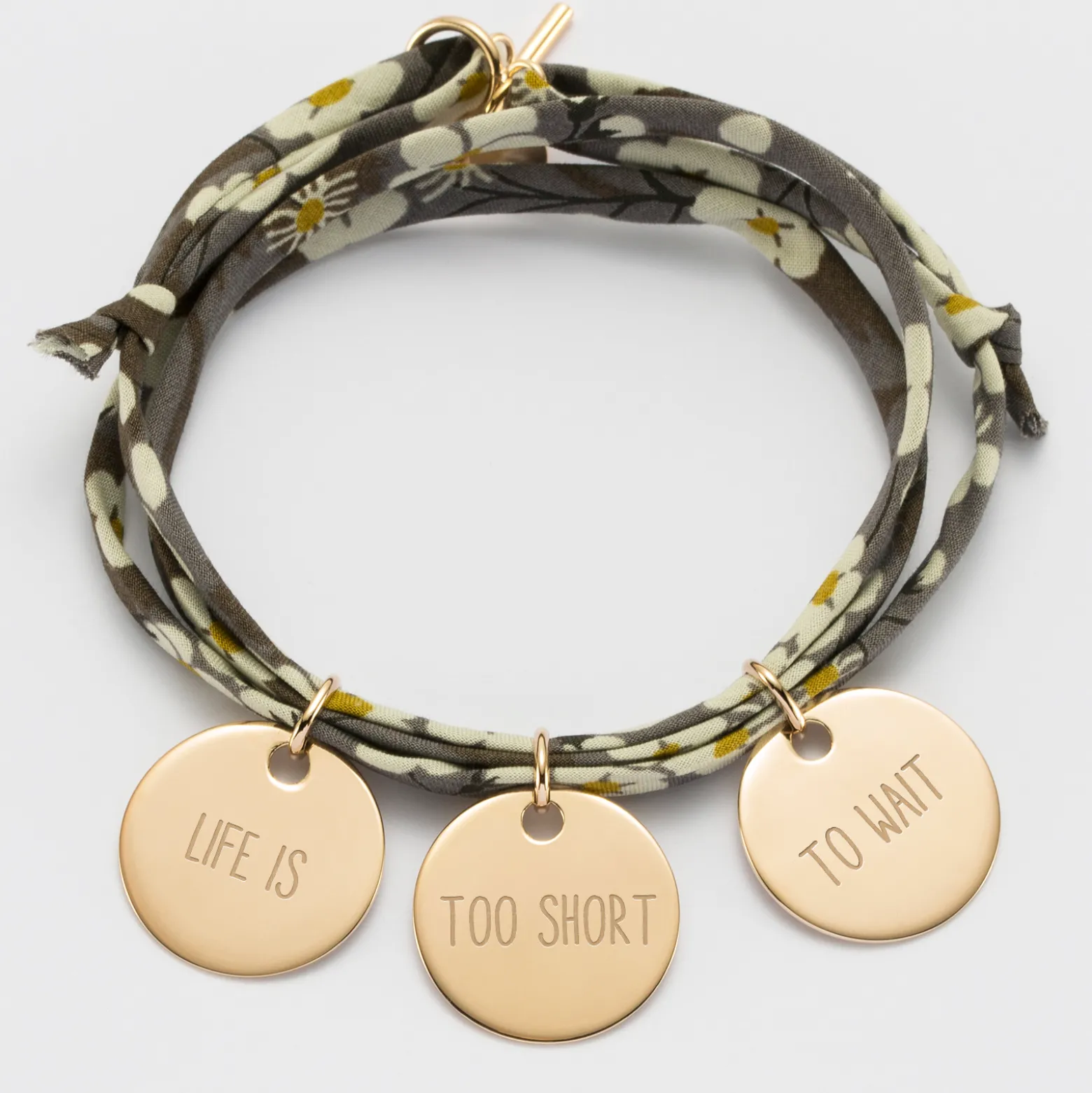Bracelet 3 tours liberty personnalisé 3 médailles gravées plaqué or 19 mm