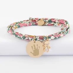 Bracelet 3 tours Liberty personnalisé médaille gravée plaqué or 19 mm et breloque petite fille zircon 12 mm