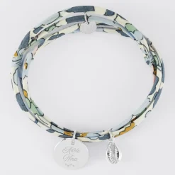 Bracelet 3 tours Liberty personnalisé médaille gravée argent 15 mm et breloque coquillage cauri 10 mm