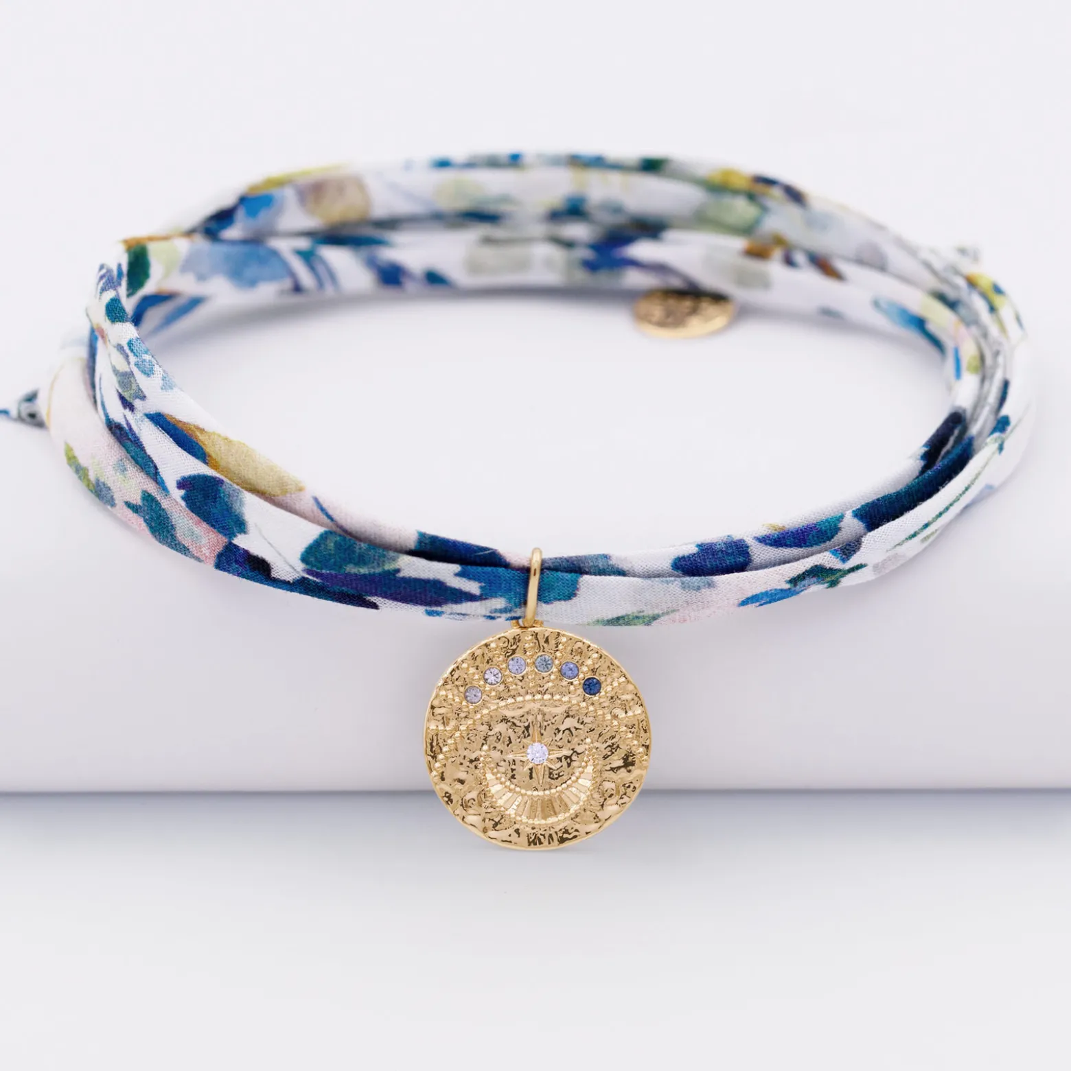 Bracelet 3 tours Liberty personnalisé médaille Lune zircons crépuscule gravée plaqué or 16 mm