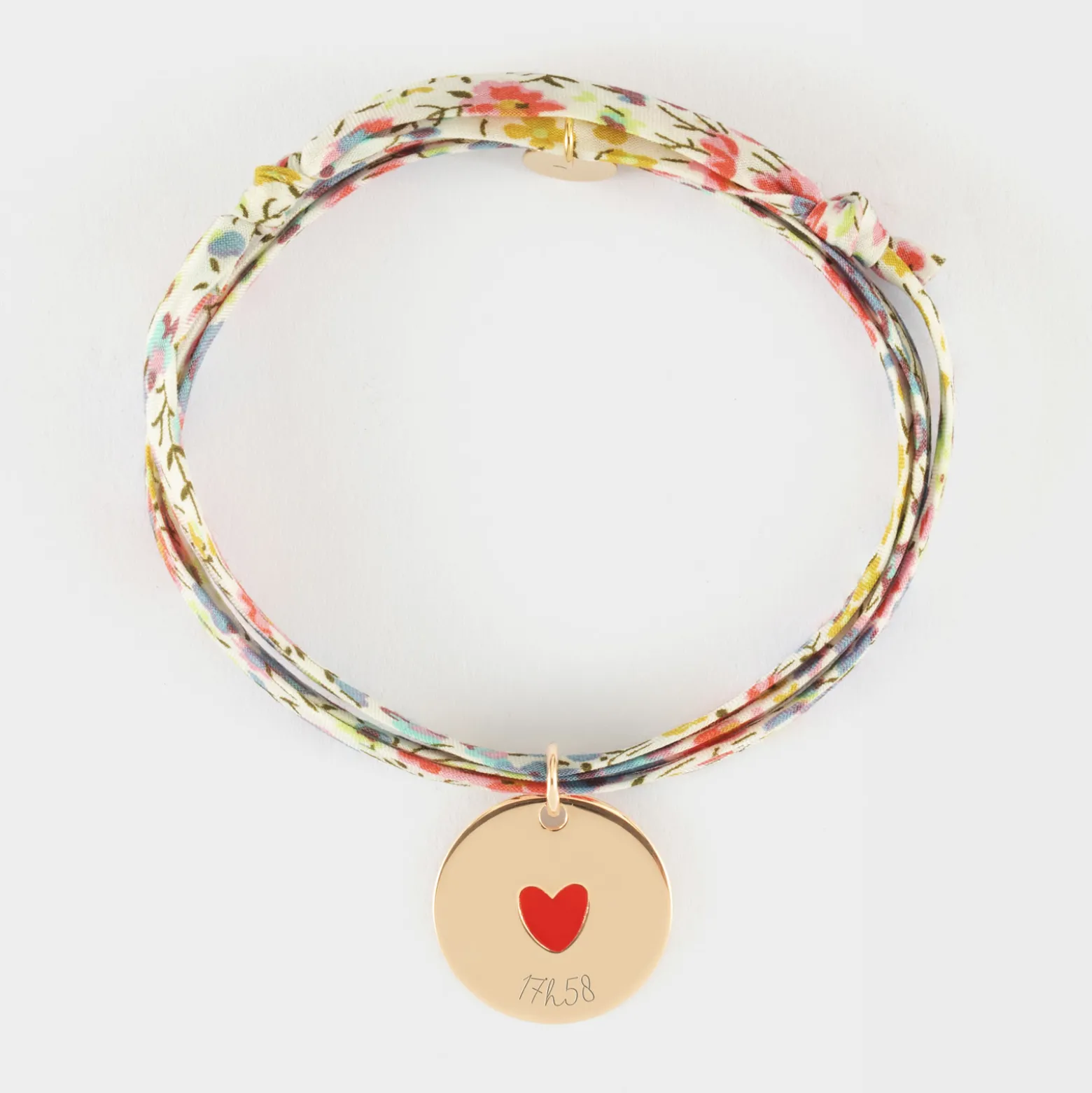Bracelet 3 tours Liberty personnalisé médaille gravée plaqué or coeur émail rouge 19 mm - HappyBulle x Atelier Wagram