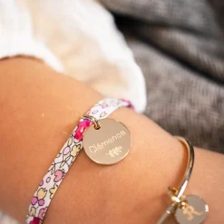 Bracelet Baptême enfant Liberty personnalisé médaille gravée plaqué or 15 mm - Nos petits imparfaits