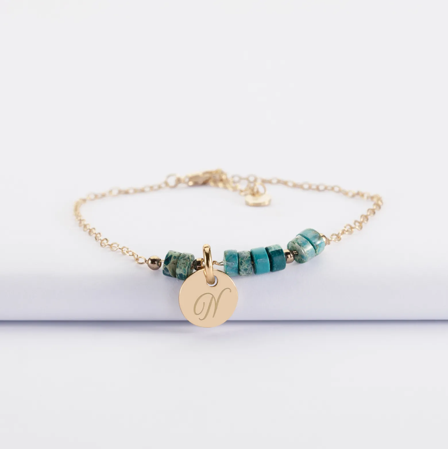 Bracelet chaîne barrette de perles personnalisé médaille gravée plaqué or ronde 10 mm