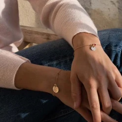 Bracelet chaîne coeur émail rouge personnalisé médaille gravée plaqué or 10 mm