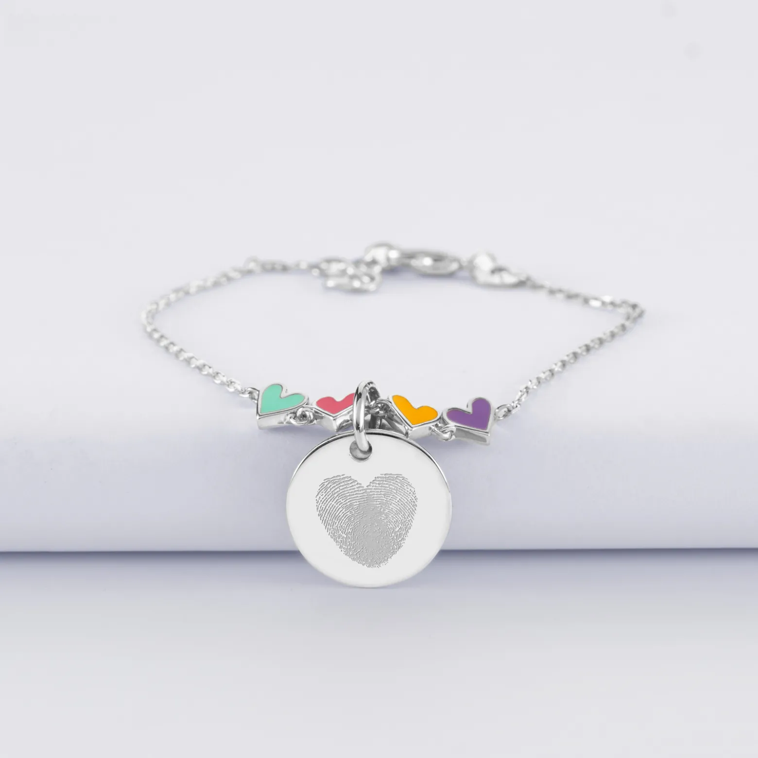 Bracelet chaîne enfant cœur email multicolore personnalisé médaille gravée argent 15 mm