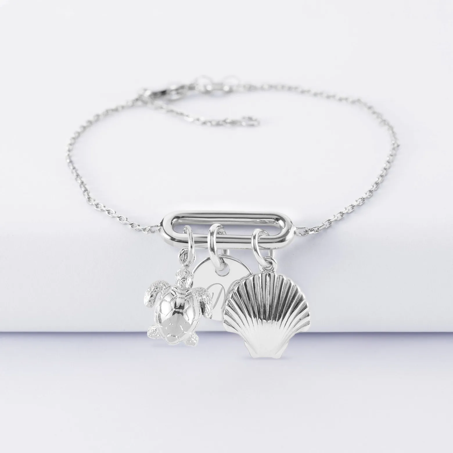 Bracelet chaîne ovale ouvert personnalisé médaille gravée argent 10 mm et breloque(s) summer - à composer
