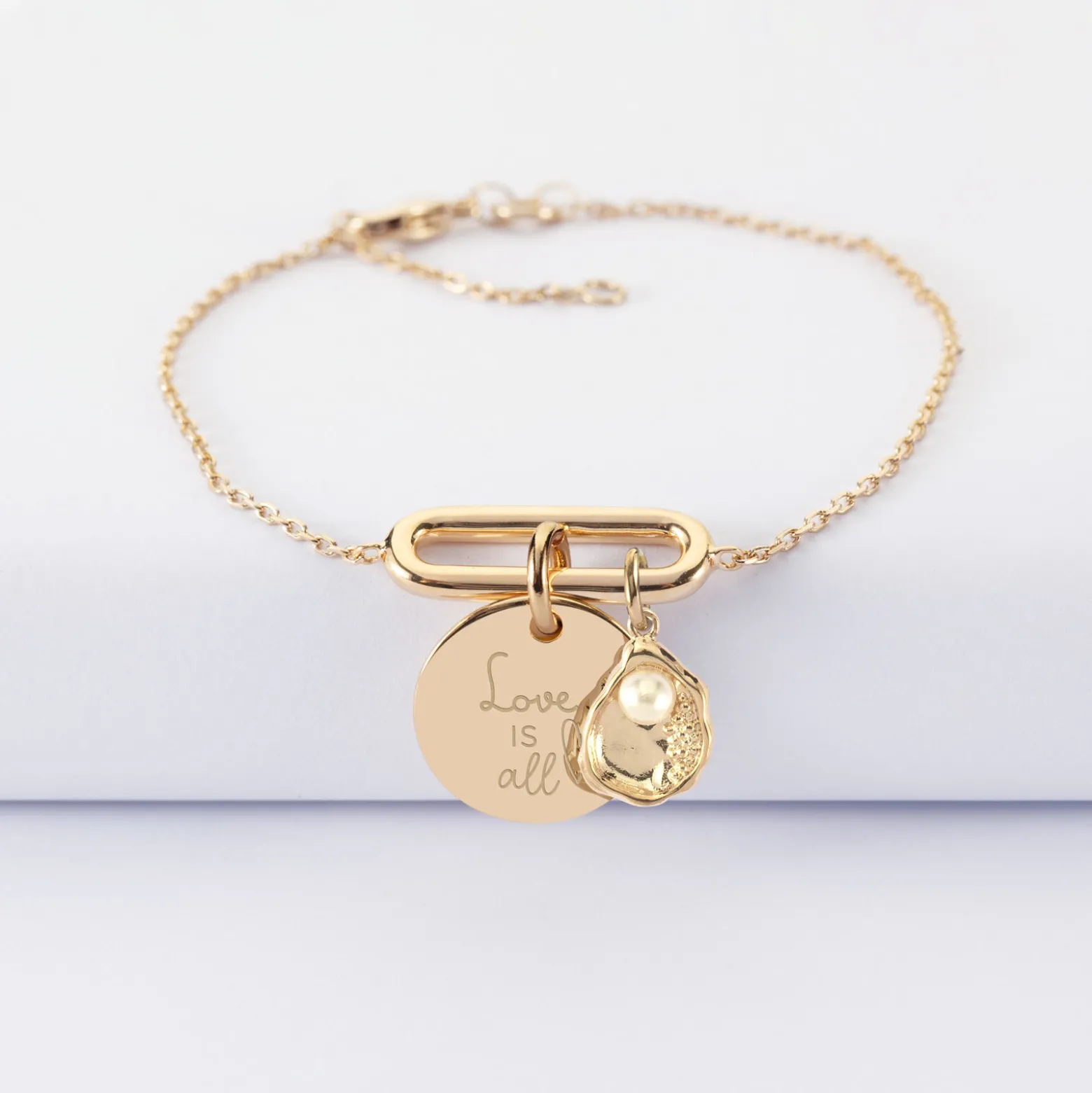 Bracelet chaîne ovale ouvert personnalisé médaille gravée plaqué or 15 mm et breloque(s) summer - à composer