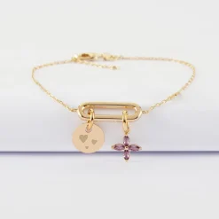 Bracelet chaîne ovale ouvert personnalisé médaille gravée plaqué or 10 mm et breloque fleur pétales zircons 10 mm