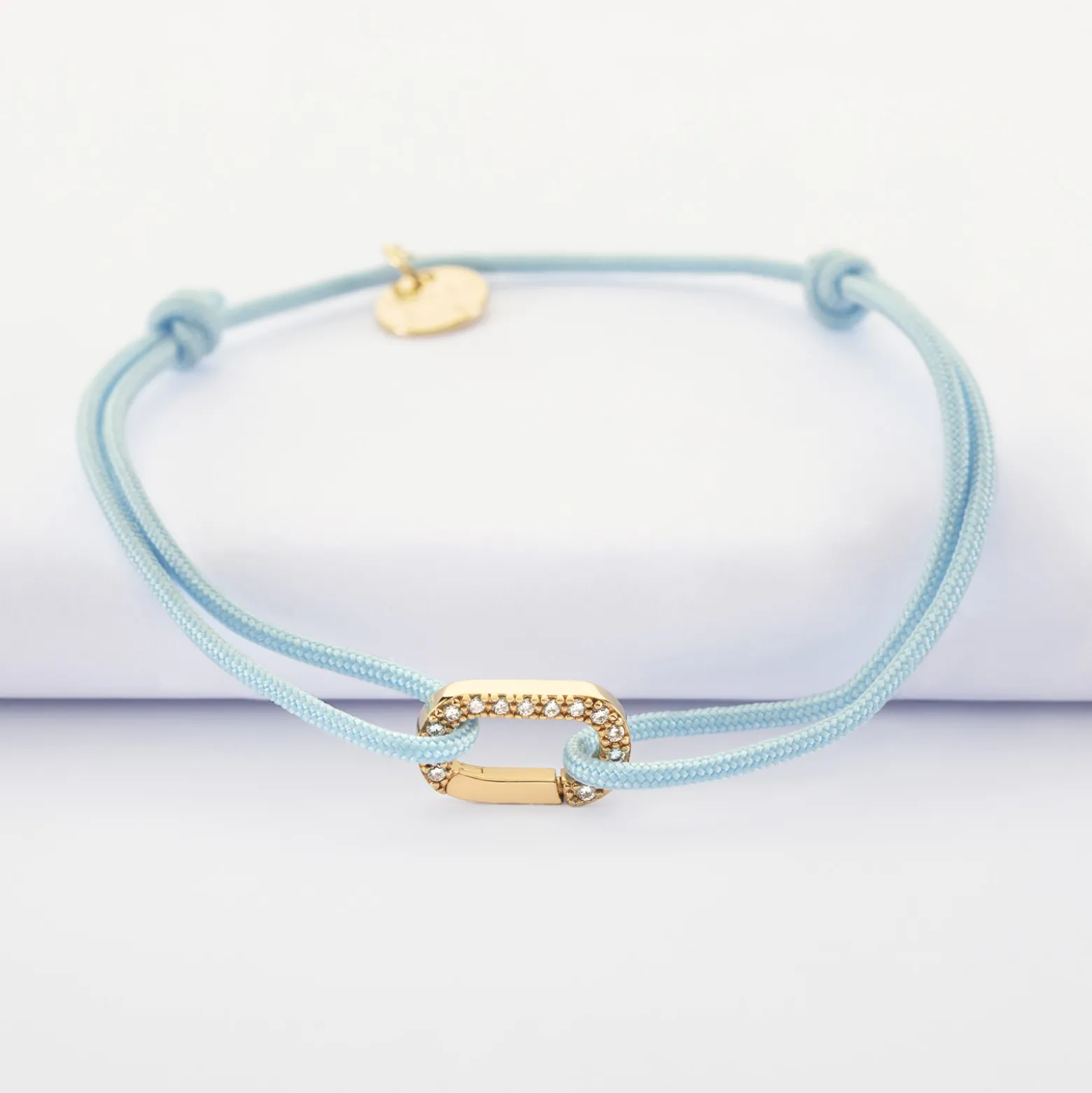 Bracelet cordon mousqueton scintillant plaqué or 12x8 mm