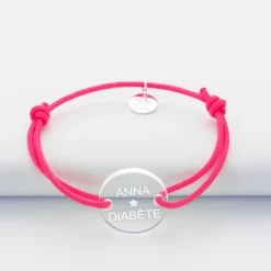 Bracelet d'identification enfant médaille gravée acrylique 2 trous 17 mm
