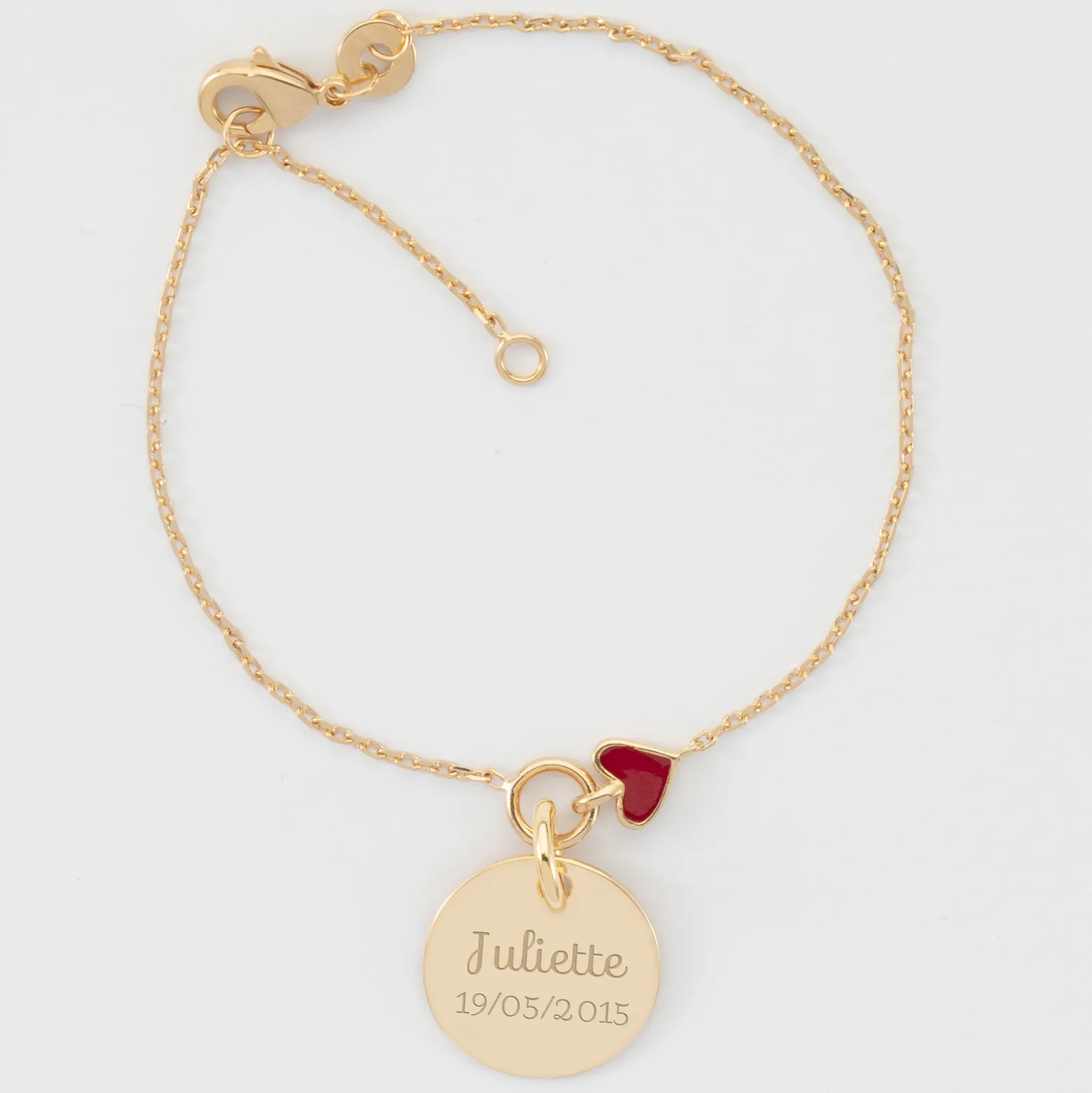 Bracelet enfant chaîne coeur émail rouge personnalisé médaille gravée plaqué or 15 mm