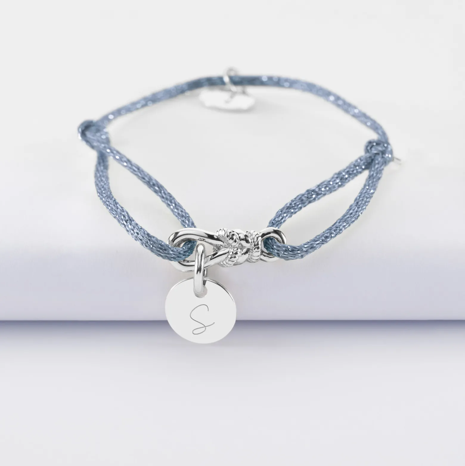 Bracelet enfant cordon pailleté personnalisé "Le lien" et médaille gravée argent 10 mm - HappyBulle x Lilylovesfashion