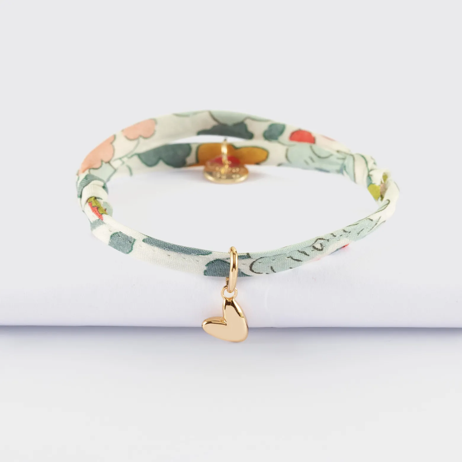 Bracelet enfant Liberty petit coeur bombé plaqué or 7 mm - HappyBulle x Atelier Wagram