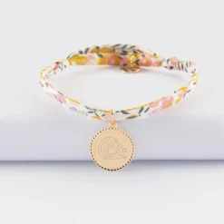 Bracelet enfant Liberty personnalisé médaille gravée plaqué or colombe texturée 14 mm