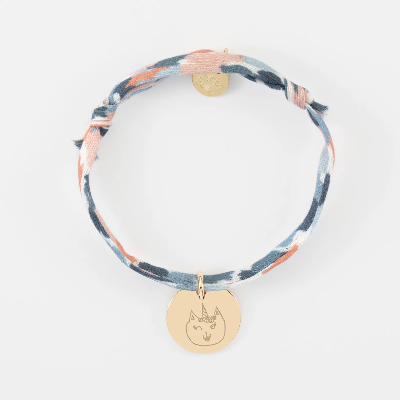 Bracelet enfant Liberty personnalisé médaille martelée gravée plaqué or 15 mm