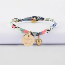Bracelet enfant Liberty personnalisé médaille gravée plaqué or 15 mm et breloque(s) summer - à composer
