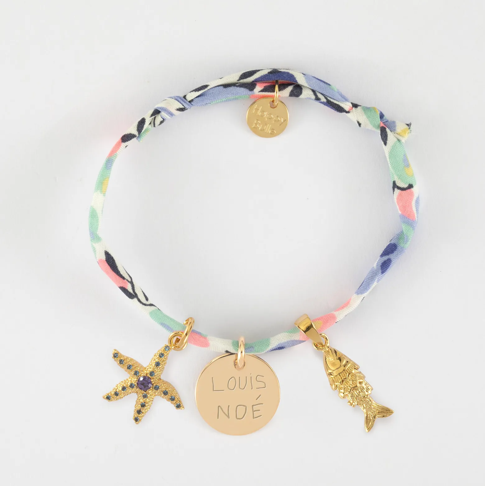 Bracelet enfant Liberty personnalisé médaille gravée plaqué or 15 mm et breloque(s) summer - à composer