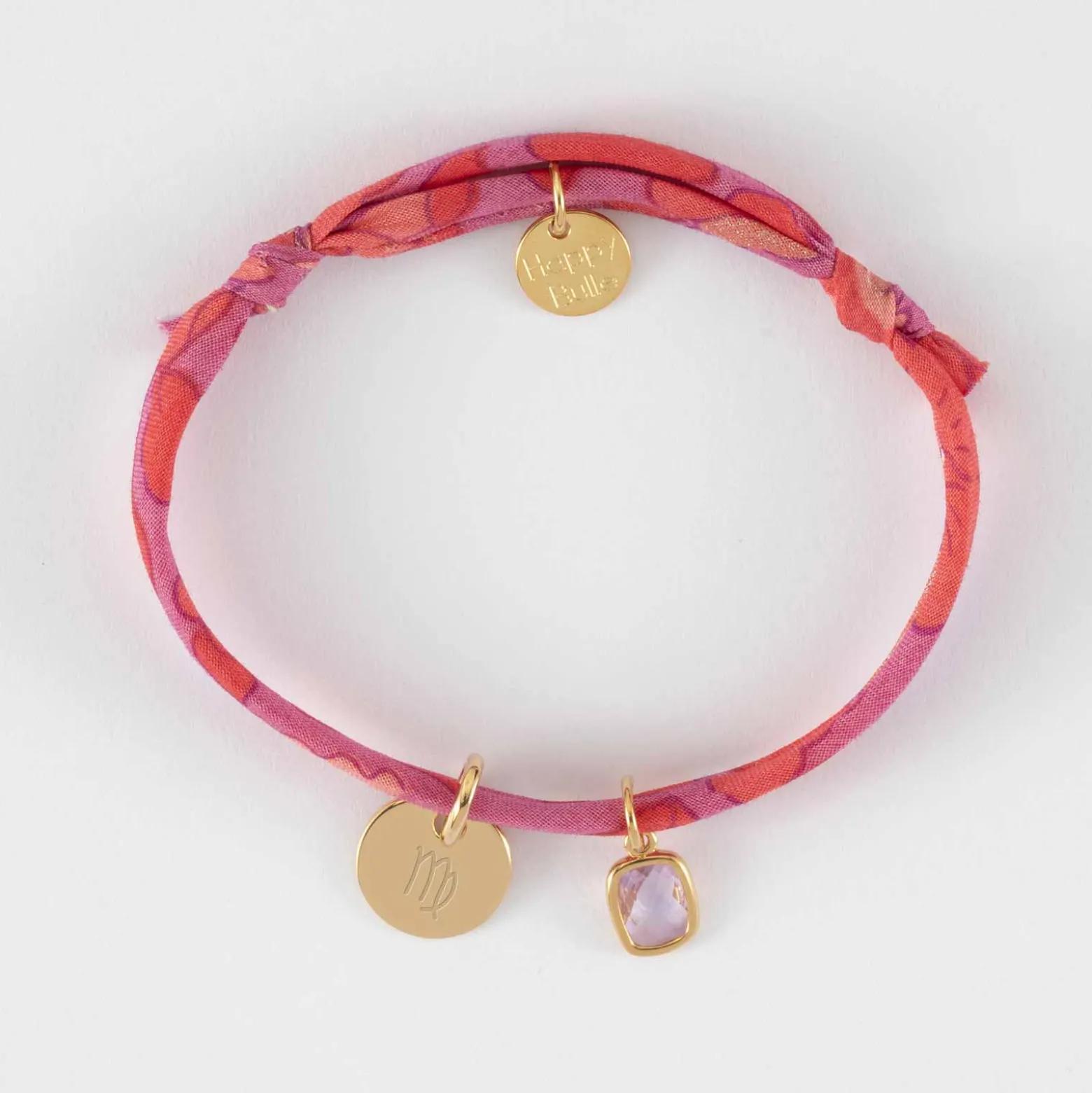 Bracelet enfant Liberty personnalisé médaille gravée plaqué or 10 mm et breloque rectangle zircon plaqué or 9 mm