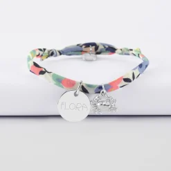 Bracelet enfant Liberty personnalisé médaille gravée argent 15 mm et breloque(s) summer - à composer