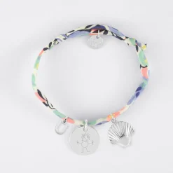 Bracelet enfant Liberty personnalisé médaille gravée argent 15 mm et breloque(s) summer - à composer