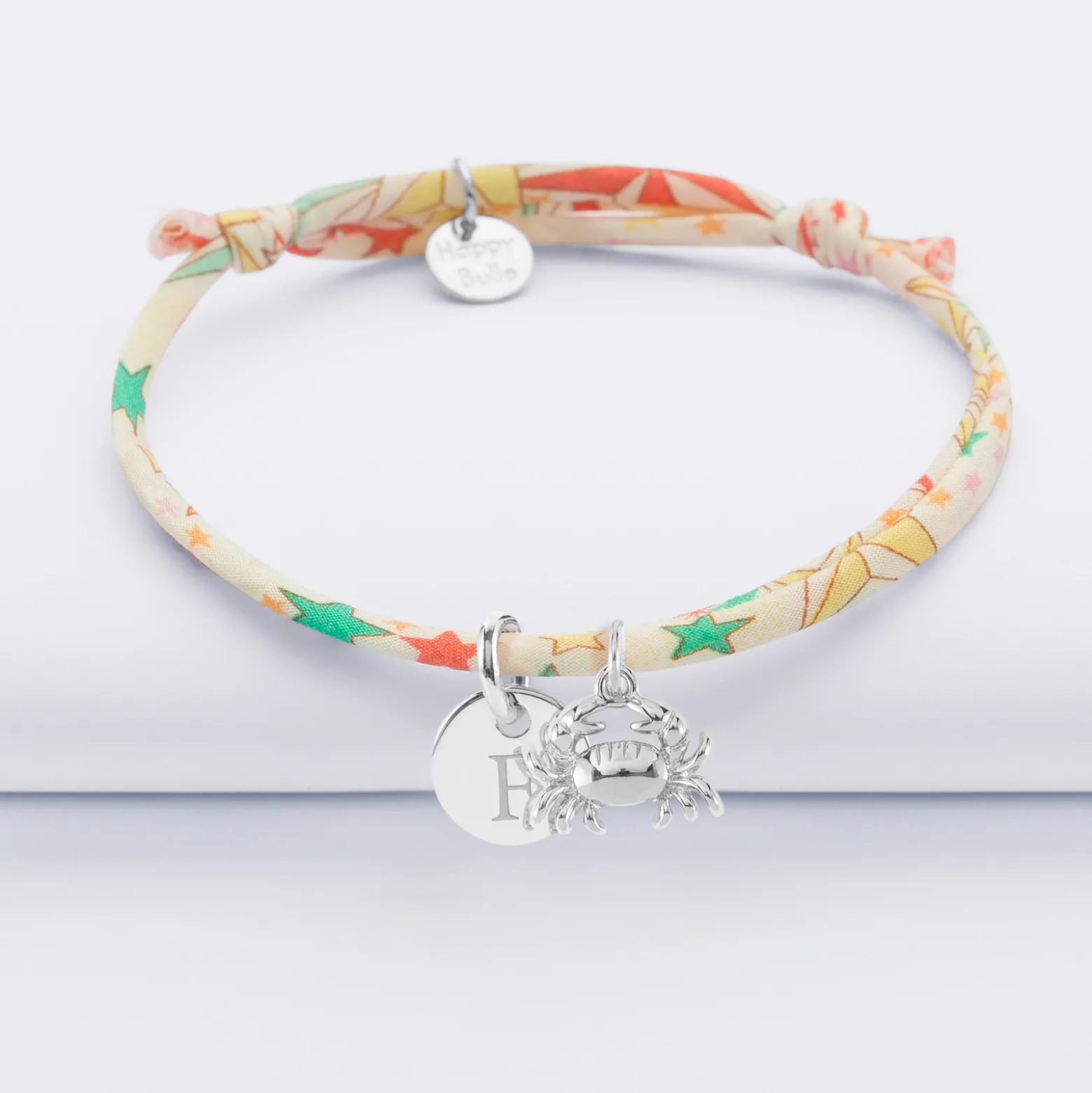 Bracelet enfant Liberty personnalisé médaille gravée argent 10 mm et breloque(s) summer - à composer