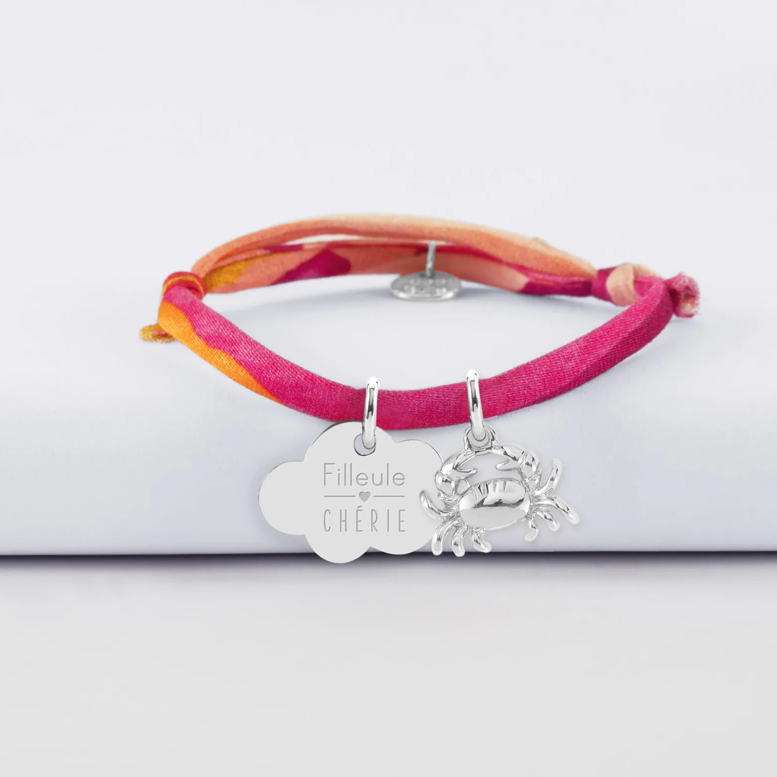 Bracelet enfant Liberty personnalisé médaille gravée argent nuage 20x14 mm et breloque(s) summer - à composer
