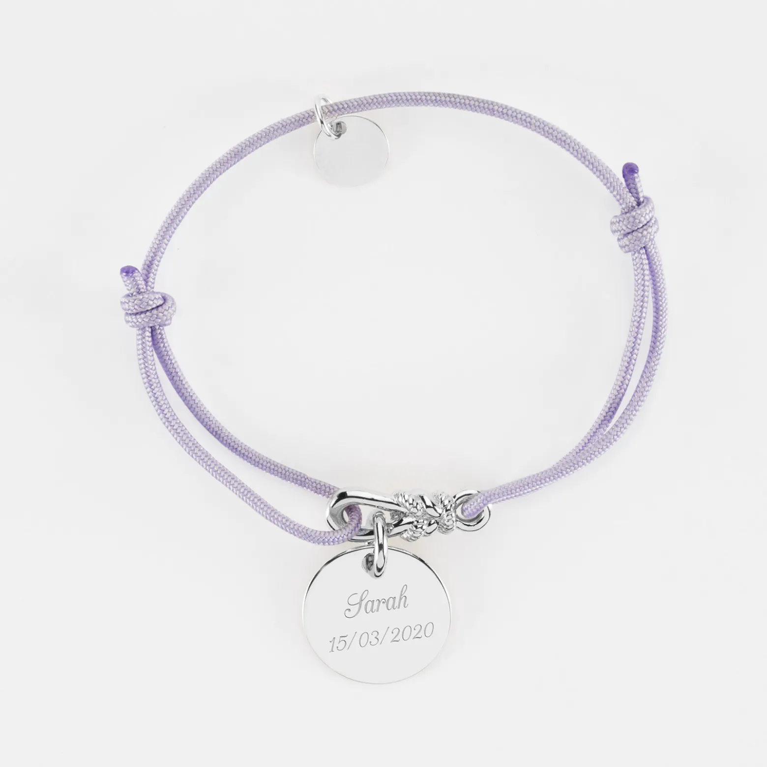 Bracelet enfant personnalisé cordon "Le lien" et médaille gravée argent 15 mm - HappyBulle x Lilylovesfashion