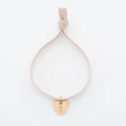 Bracelet enfant personnalisé cordon élastique médaille gravée plaqué or initiale coeur 10 mm