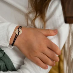 Bracelet enfant personnalisé médaille gravée plaqué or cible 16mm