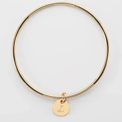 Bracelet enfant personnalisé jonc plaqué or médaille gravée initiale 10 mm