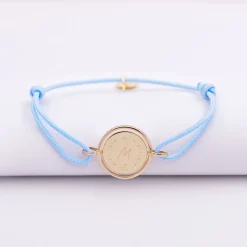 Bracelet enfant personnalisé cordon médaille réversible Eternelle gravée plaqué or 2 trous 16 mm - HappyBulle x Capucine