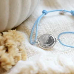 Bracelet enfant personnalisé cordon médaille réversible Eternelle gravée argent 2 trous 16 mm - HappyBulle x Capucine