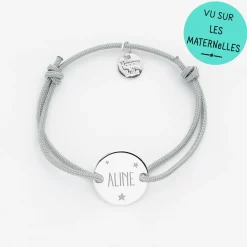 Bracelet enfant personnalisé initiale médaille gravée argent 2 trous 15 mm - HappyBulle x Marie Savart