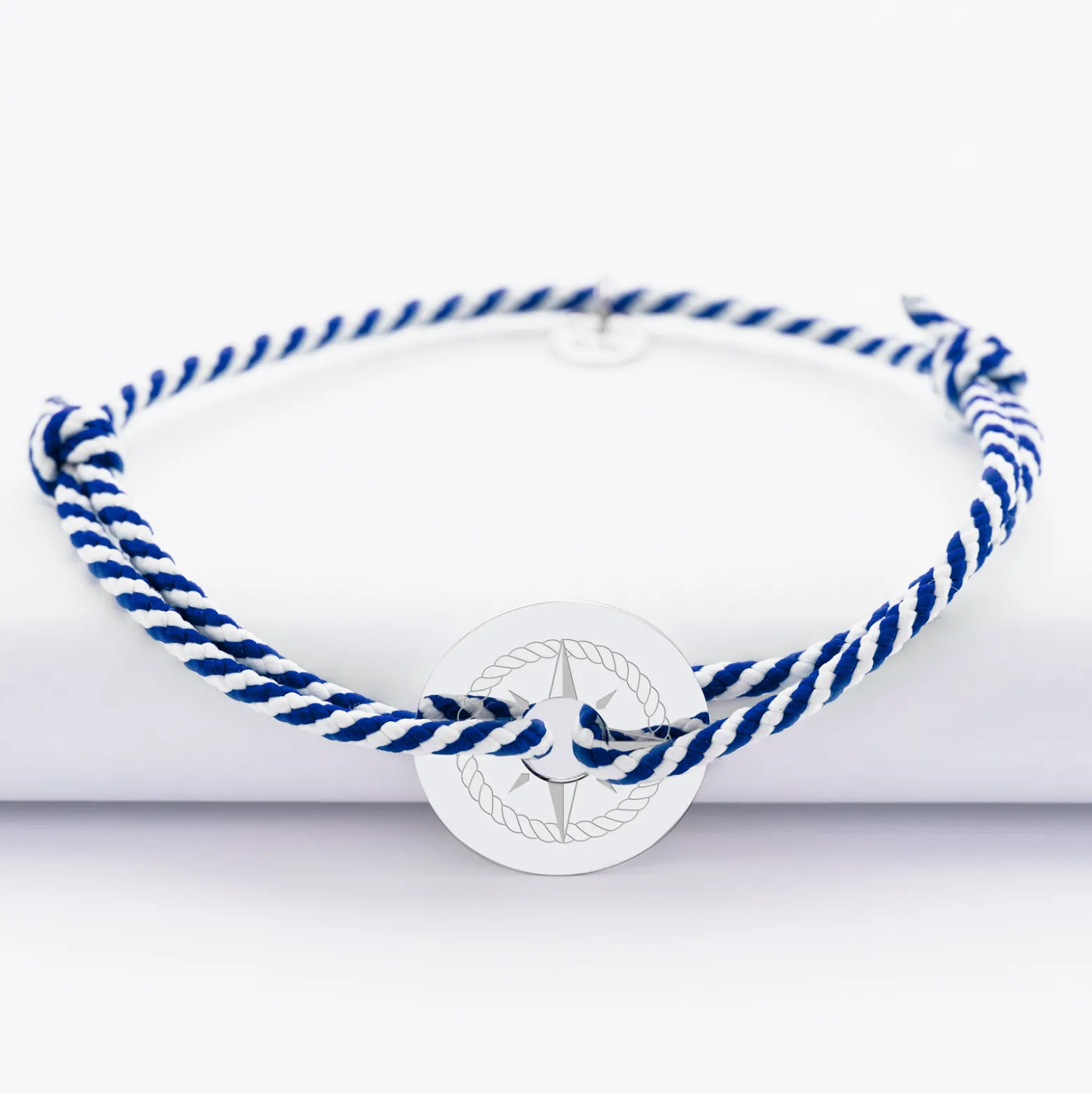 Bracelet homme personnalisé cordon tressé marin médaille gravée argent cible 20 mm - Edition spéciale Rose des vents
