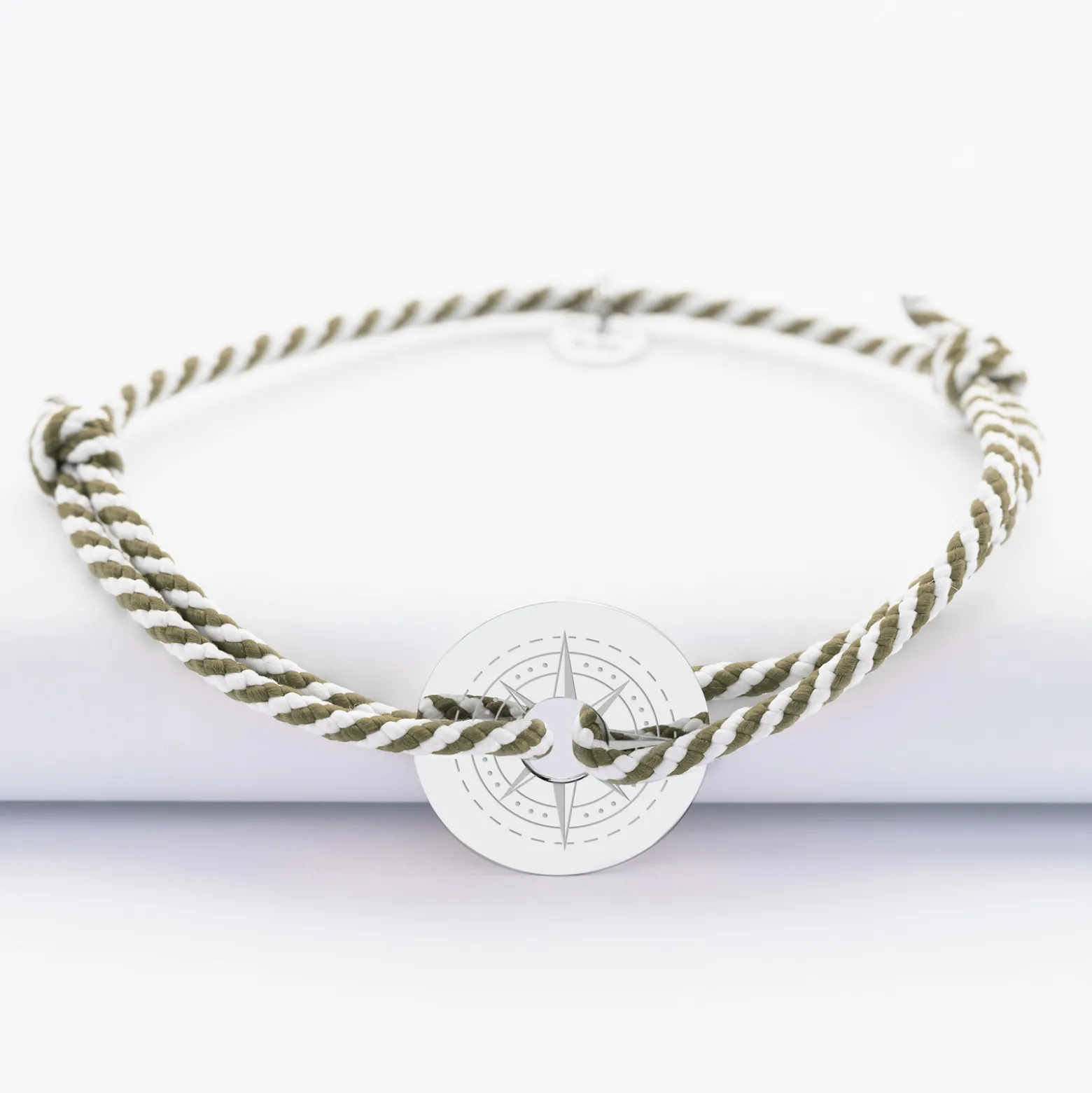 Bracelet homme personnalisé cordon tressé marin médaille gravée argent cible 20 mm - Edition spéciale Rose des vents