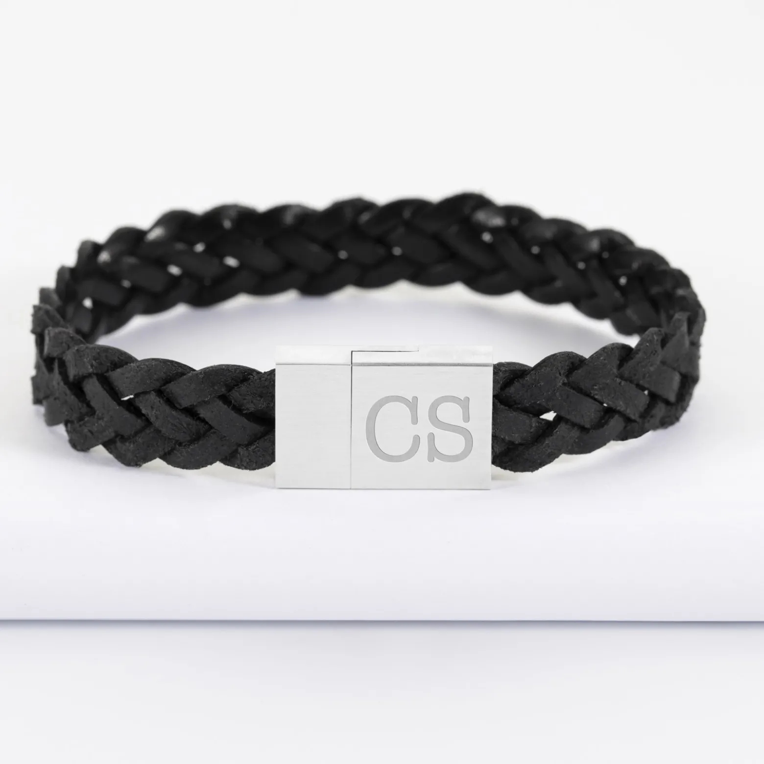 Bracelet homme personnalisé cuir tressé fermoir gravé acier 15x15 mm