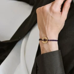 Bracelet homme personnalisé cordage marin simple médaille gravée bois cible ronde 21 mm - Edition spéciale Rose des vents