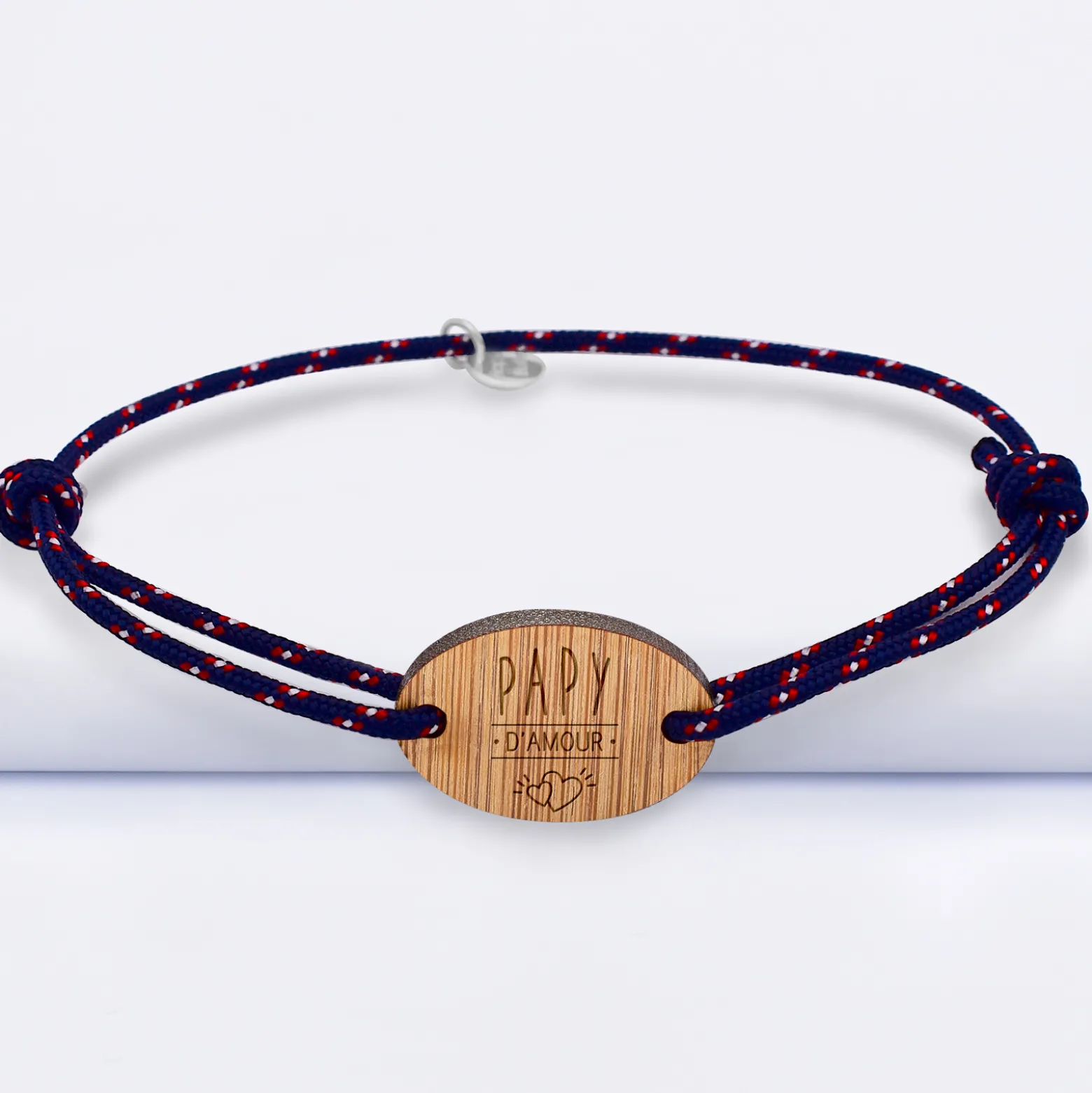 Bracelet homme personnalisé cordage marin simple médaille gravée bois ovale 2 trous 25x17 mm