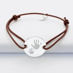 Bracelet homme personnalisé cordon simple médaille gravée argent 2 trous 20 mm